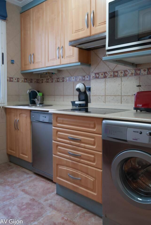 Apartment Av Premio Real 16 Gijon