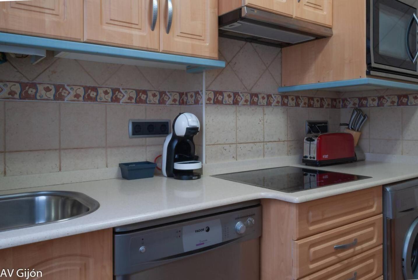 Apartment Av Premio Real 16 Gijon